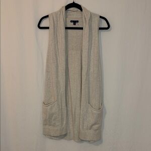 GAP Women's Light Beige Cardigan Vest